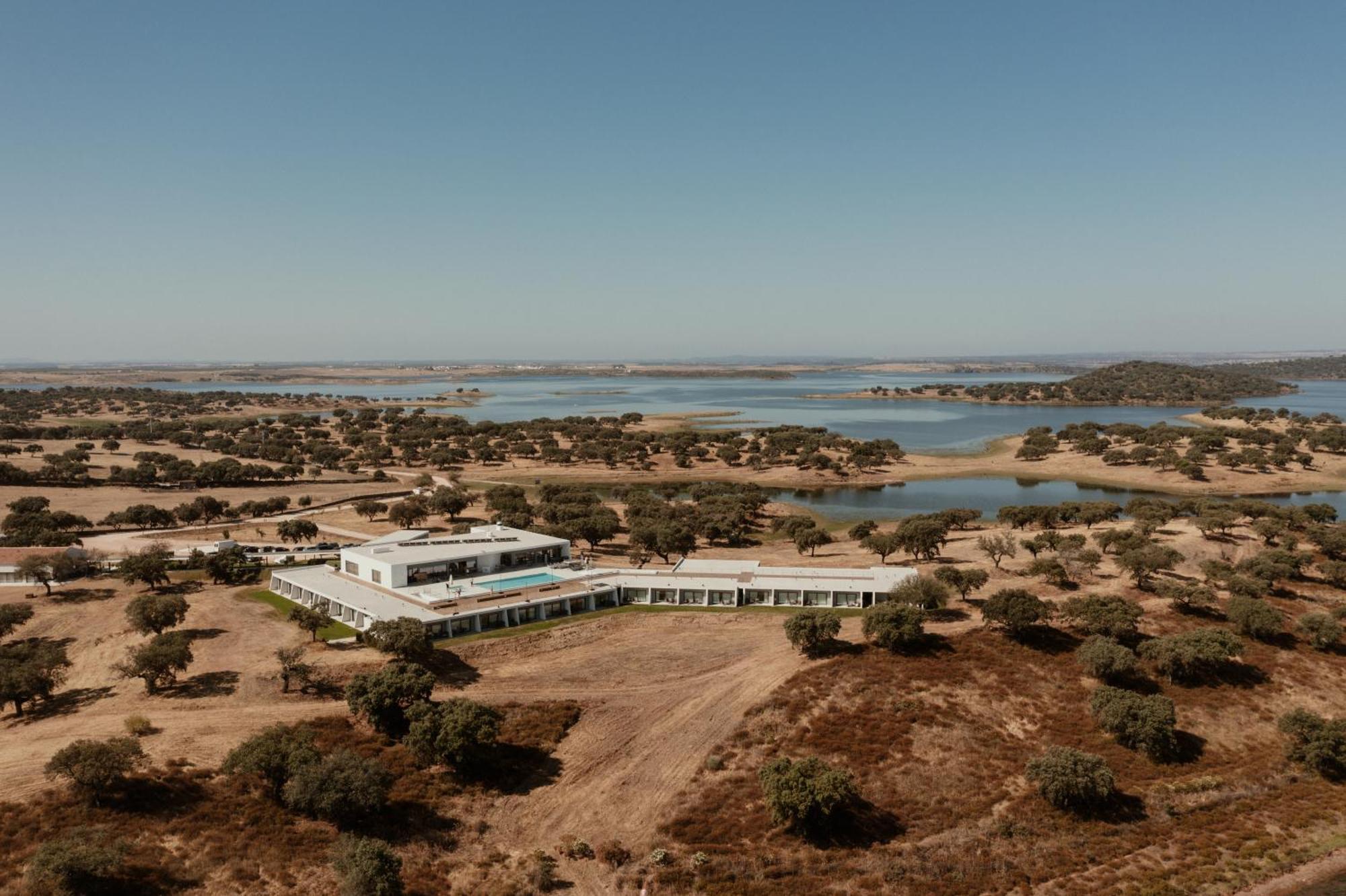 Herdade Dos Delgados Mourao Bagian luar foto