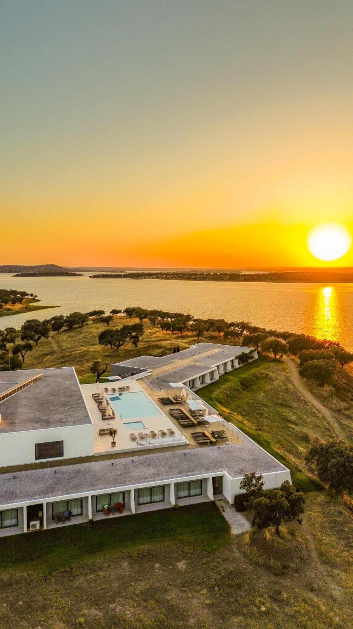 Herdade Dos Delgados Mourao Bagian luar foto